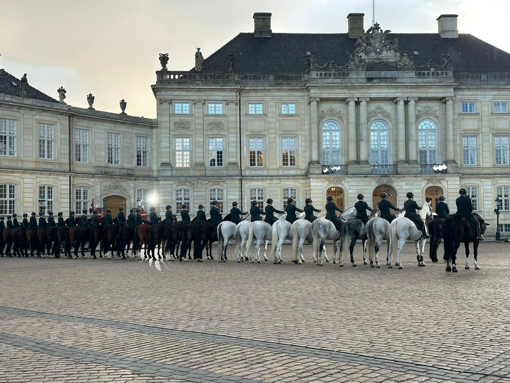 Copenhagen Highlights Bike Tour: Nyhavn, Palaces & The Little Mermaid